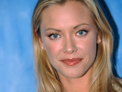 Kristanna_Loken-011(www.myWallpapers.com)-1920x1440.webp
