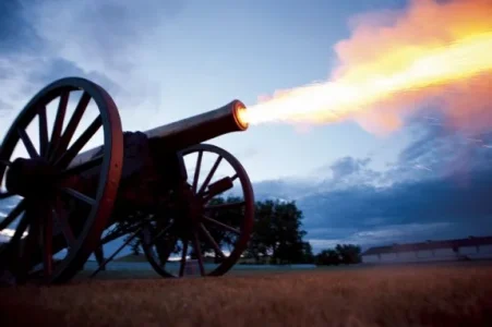gl-_O0I0075 cannon fire.webp