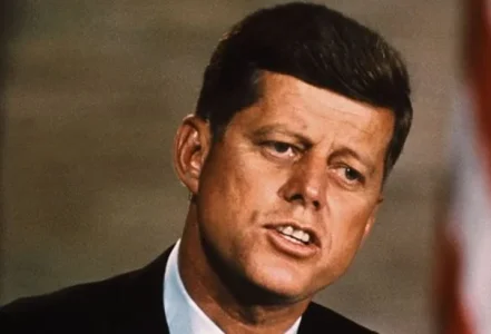 kennedy-color.webp