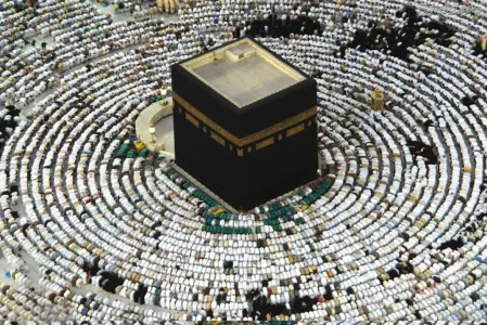 mecca_city_wallpaper.webp