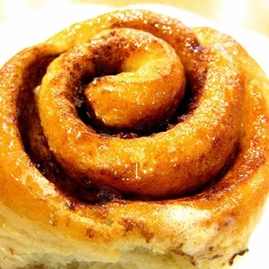 cinnamon-rolls.webp