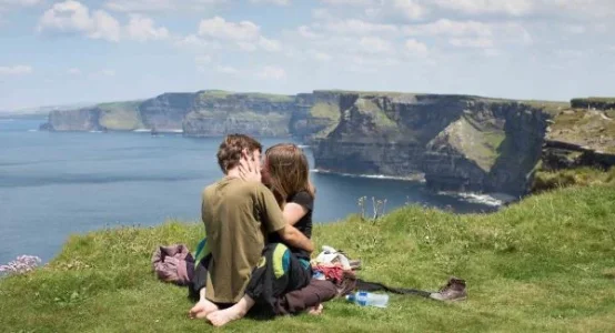 Exam15062013Cliffs_large.webp