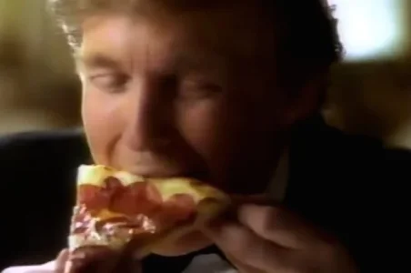 donald-trump-has-endorsed-eating-pizza-backwards-2-31814-1464022467-2_dblbig (2).webp