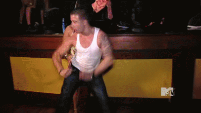 rs_406x229-130731133935-anigif_enhanced-buzz-26660-1359582771-7.gif