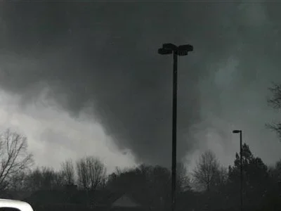 tornado.webp
