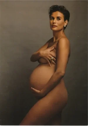 Demi-Moore-by-Annie-Leibovitz-.webp