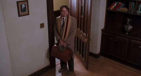 Dead Poets Society (1989).mp4_snapshot_02.04.38_[2019.02.14_03.34.39].webp