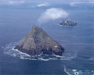 skellig-michael-2.webp