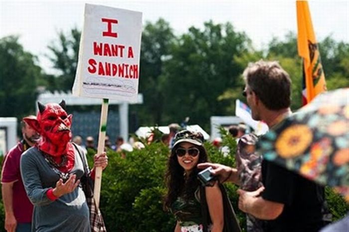 funny_protest_signs_11.jpg