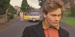 tumblr_m5x6naYqHq1qam2upo1_250.gif