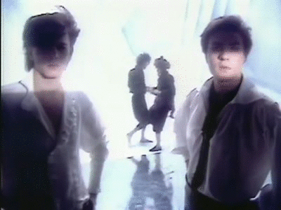 19e4440bd0dcba1b83ddbdea5c41828d.gif