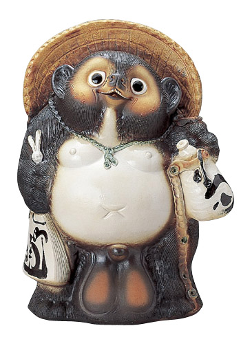 01_tanuki_okimono.jpg
