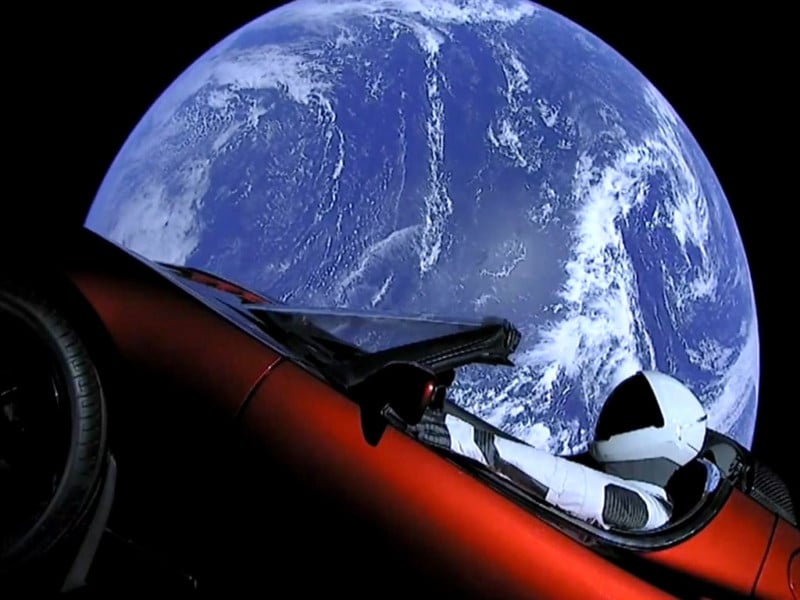teslaspace-800x600.jpg