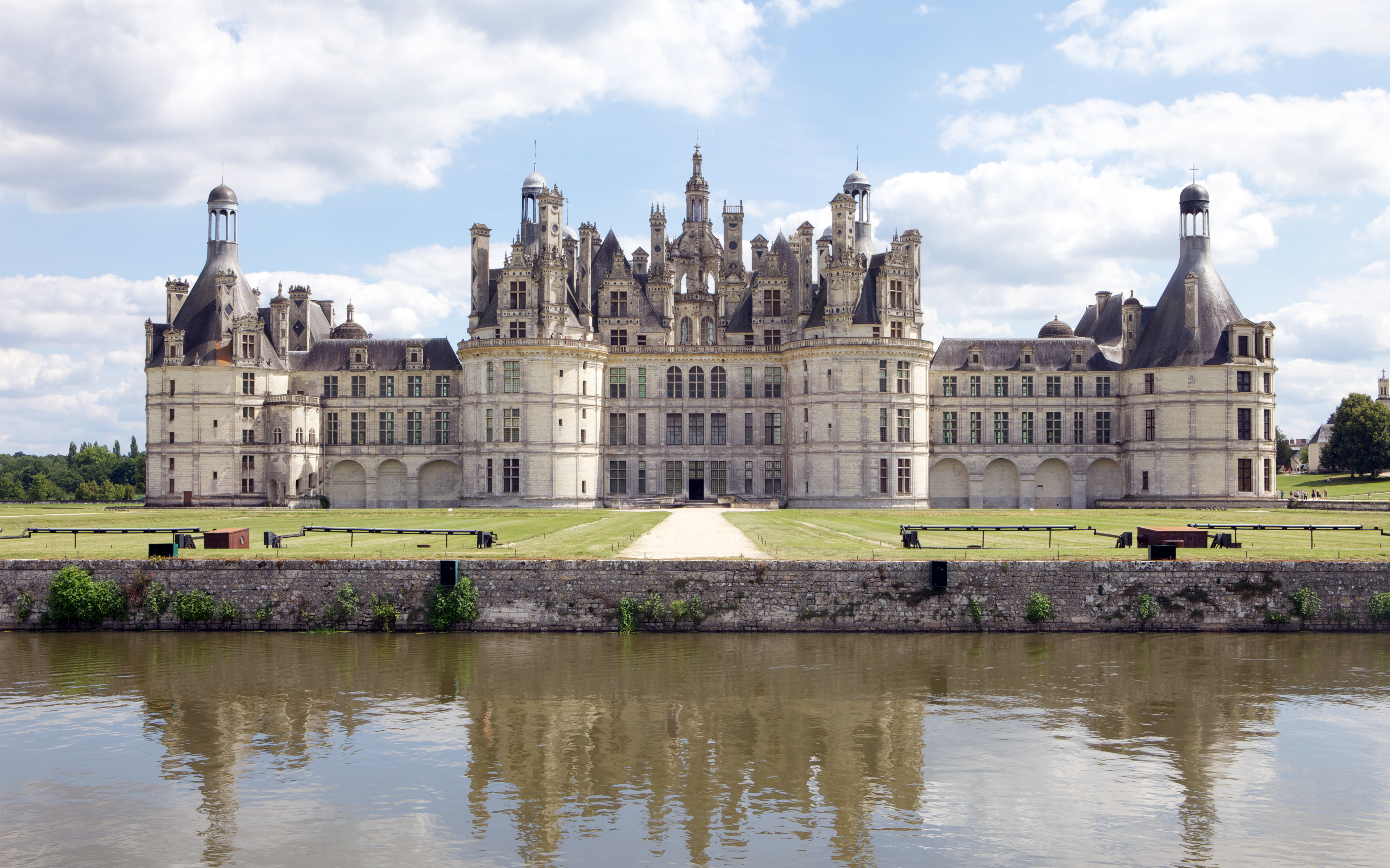Chambord_North_Face.jpg
