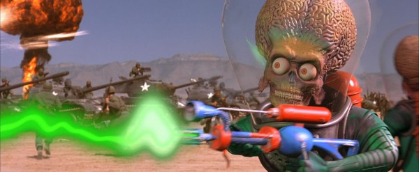 mars_attacks_movie_image_blu-ray_01-600x247.jpg