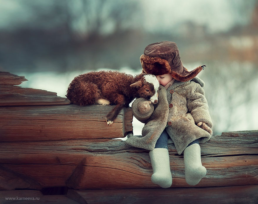 animal-children-photography-elena-karneeva-882__880.jpg