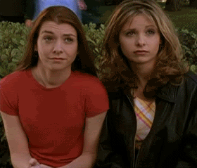 buffy+and+willow+exchange+glances.gif