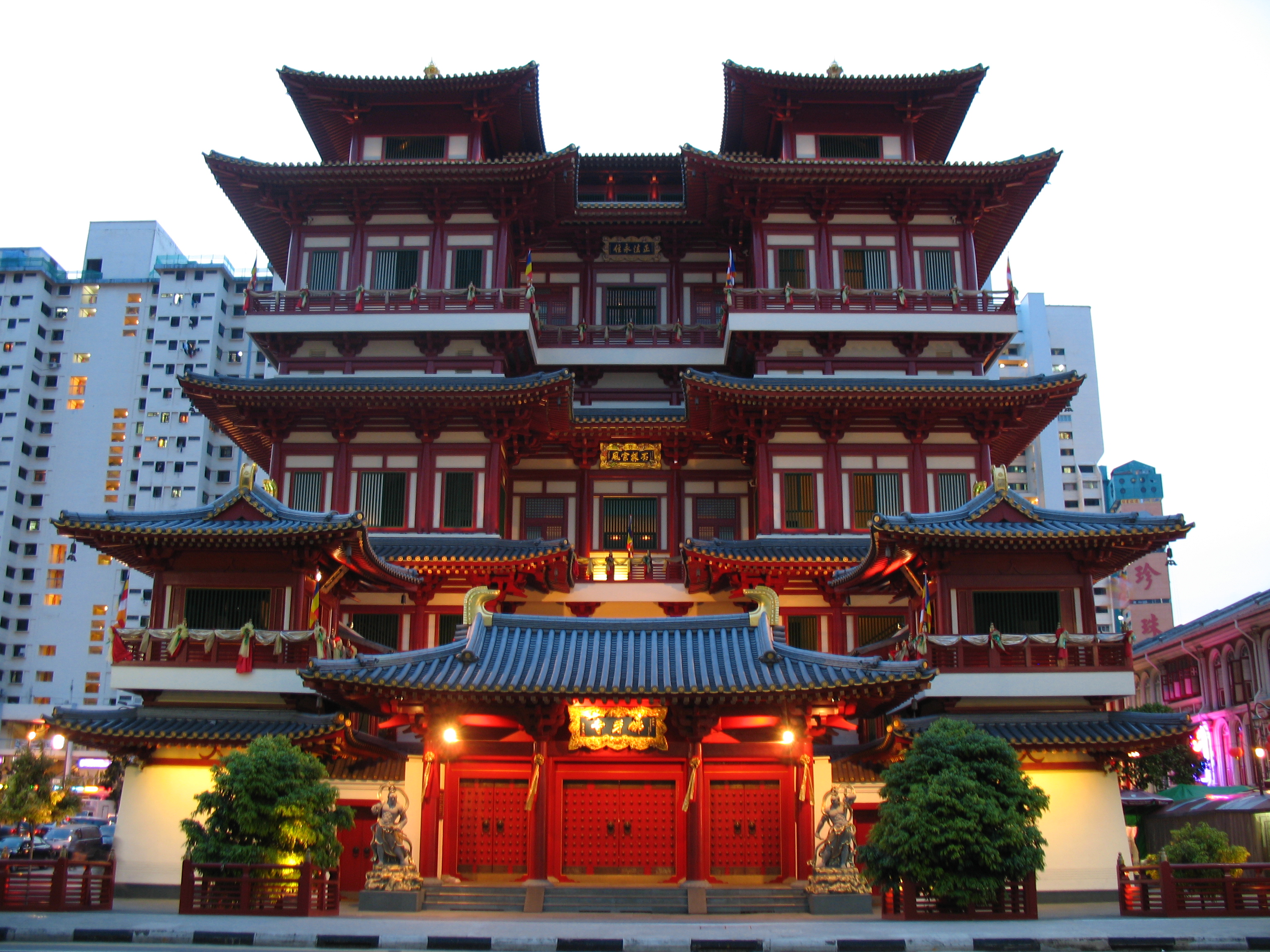 buddha-tooth-relic-temple-museum-10.jpg