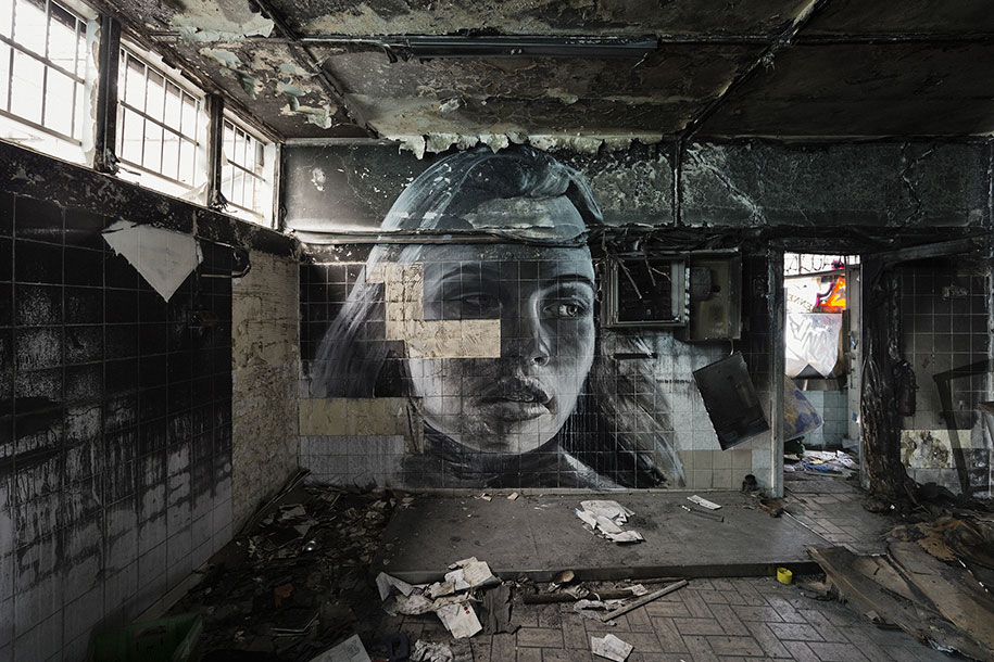 intimate-portraits-abandoned-houses-street-art-empty-rone-86.jpg